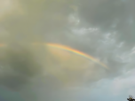 Arc-en-ciel: les transformations les plus extraordinaires de la vie se produisent souvent lorsque nous nous y attendons le moins, transformant même les jours les plus orageux en jours d'une beauté à couper le souffle.