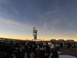 Peu à peu, une lumière crépusculaire s'est installée, plongeant le Vieux-Port dans une ambiance surréelle.