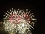 Chaque feu d’artifice raconte une histoire unique, ayant comme thème un pays différent. 