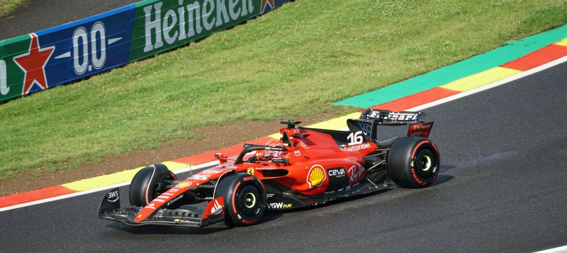 Le week-end de la F1 à Montréal sur le circuit Gilles Villeneuve est un événement incontournable pour tous les amateurs de sports automobiles (Photo: Pexels, libre de droits). Le week-end de la F1 à Montréal sur le circuit Gilles Villeneuve est un événement incontournable pour tous les amateurs de sports automobiles (Photo: Pexels, libre de droits).